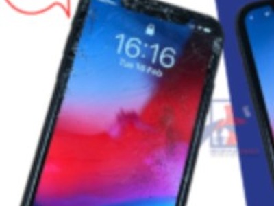 Phone with water damage before recovery